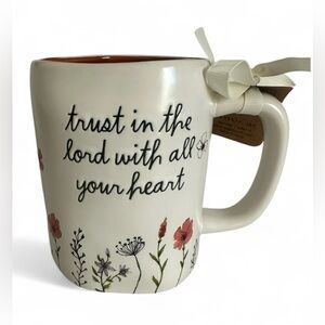 New Rae Dunn “Trust In The Lord With All Your Heart” Floral Mug